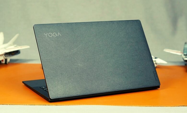 Detailed Review of Lenovo Yoga